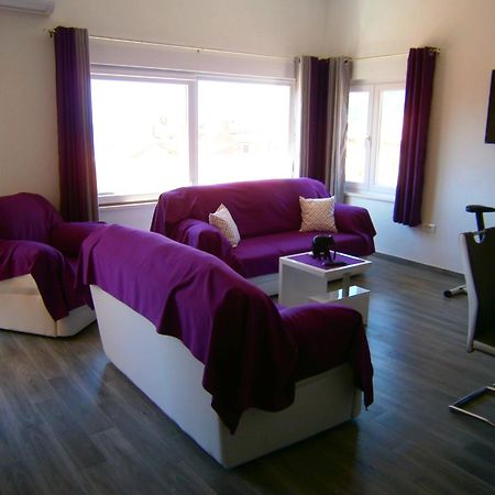 Apartment Willy Komiza Luaran gambar
