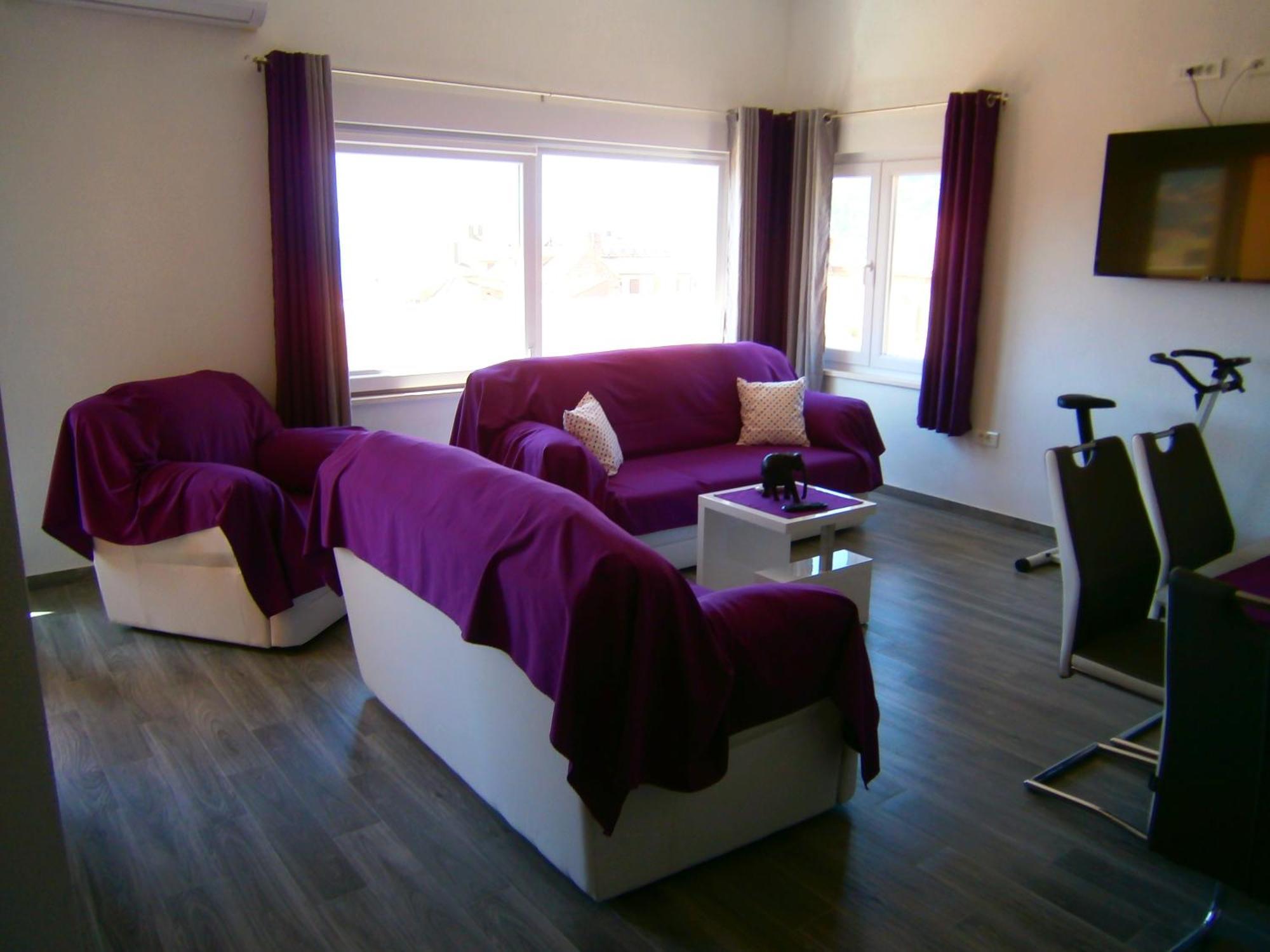 Apartment Willy Komiza Luaran gambar